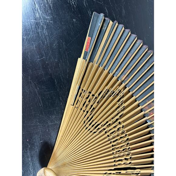 wooden hand painted- Vtg Spanish fan fabric ends floral- 16 inches extended - Picture 5 of 6